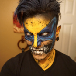 deaner72:  archiemcphee:  When he isn’t working as a hairstylist and freelance makeup artist for MAC Cosmetics, Argenis Pinal is wowing the Department of Marvelous Makeup with awesome cosmetic transformations. He’s equally adept at turning himself