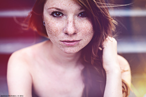 freckled-girls-fan:  http://freckled-girls-fan.tumblr.com porn pictures
