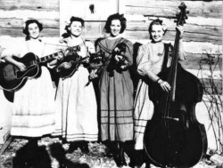 musicbabes:  The young Lily May Ledford and the Coon Creek Girls. 
