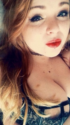 sexysexnsuch:  mirahxox:  Little bruise on my boob No idea where it came from  ~Kitty