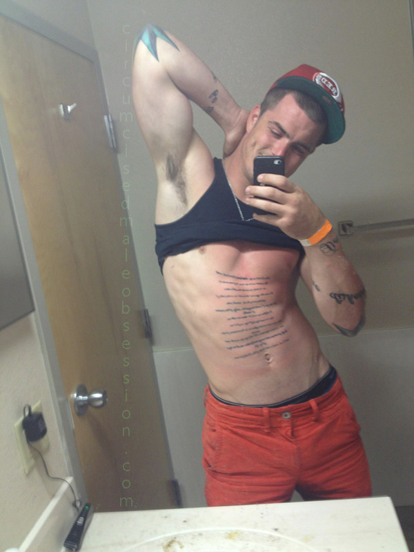 straightboysaintshy:  A freakin HOT military stud photo set. More, please! Your service