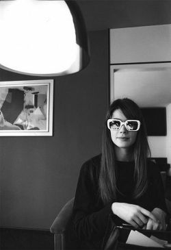 bcollis:  Francoise Hardy with her iconic sunglasses  