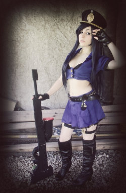 Xcrow-Woman:  New Cosplay ♥ Caitlyn From League Of Legends, I Love This Character