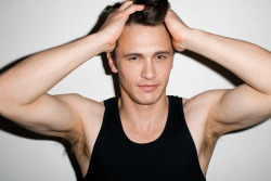 male-armpit:  James Franco