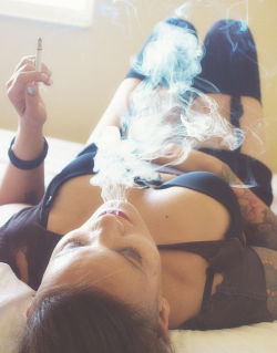 Sexy Smoking Fetish