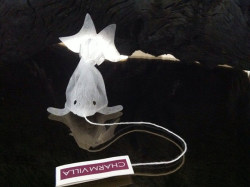 cassiatsura:  Goldfish Tea Bags Will Turn Your Teacup Into A Fishbowl 