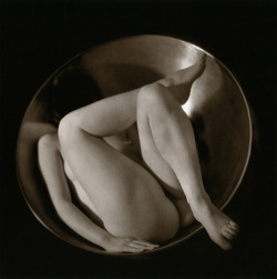 lesbianartandartists:  Ruth Bernhard, In the Circle, 1934 