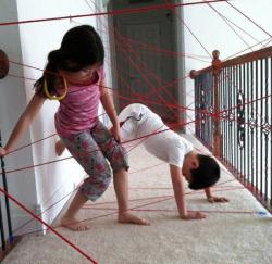poisonedfortunecookie:  impalachesters:  youdontreallywantthis:  thepathtowonderland:  harleyhendrix:  inspirations4yourlife:  Make a “laser grid” by taping yarn to the walls and let your kids try to get though it. Also great for parties and laughing