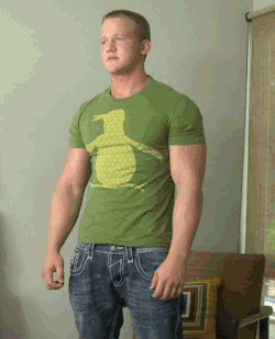 luv2bslappedaround:  Young, dump jock&rsquo;s love being ordered to flex for their Owners. 