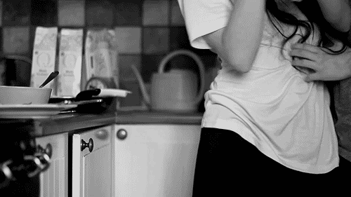 awellkept-secret:   bodysaysno:  umm if a girl makes me breakfast you best believe I am going to surprise her from behind and show some love ok  if I make you breakfast you better show me some love you’re dammn right because I don’t even make myself