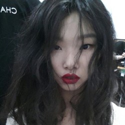  Bae Yoon Young at Ordinary People SS15 backstage 