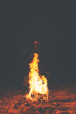 modernambition:  Bonfire | MDRNA | Instagram