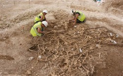 sixpenceee:  Olympic Mass GraveWhile constructing a relief road for the 2012 London Olympics in 2009, construction workers found an ancient mass grave in Weymouth, England.At first, there were questions about who the deceased were and how they got there.
