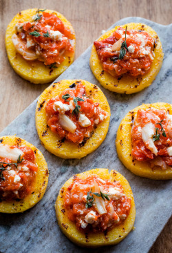 guardians-of-the-food:  Grilled Polenta Bites with Roasted Red Pepper Feta and Thyme Spread