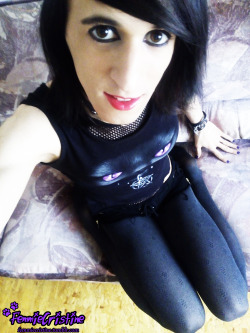 Meow? =^_^= Just a selfie i took today :P