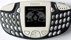 Nokia 3300 AKA &ldquo;The Black Phone&rdquo; (via thebookofjay)
