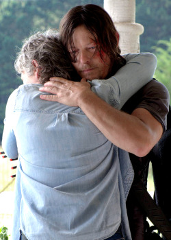 dailytwdcast: Daryl and Carol in The Walking Dead Season 7 Episode 10    | New Best Friends