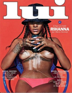 pornloverallday:  Rihanna topless