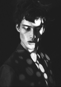 justdropithere:  Sylvester Ulv by Emmanuel Giraud - 160g magazine FW13/14 