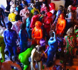 roaminglifeandlove:  Naked dance party tonight