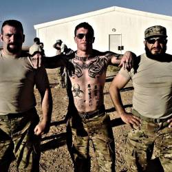 militarymencollection:Military Men via http://hot-military-men-for-u.tumblr.com