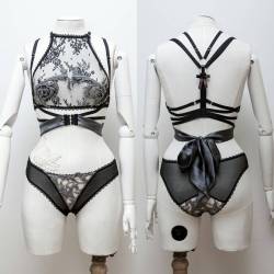 karolinalaskowska:  I don’t believe I ever got round to posting this custom set that I made as a gift for the inimitable @stoya… French chantilly lace halter bralet with grey wool lace appliqué and Swarovski crystals, grey silk satin Wiktoria harness