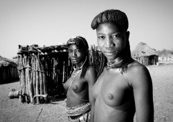 Mucawana girls from Angola.