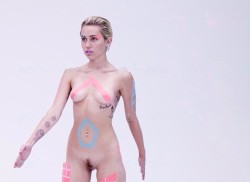celxxxcom:  Miley Cyrus Naked Pussyhttp://celxxx.com/2015/07/miley-cyrus-naked-pussy/ 18+, boobs, Miley Cyrus, naked, nips, photos, pussy, topless