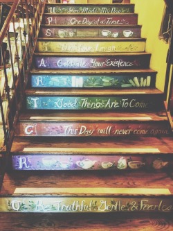 “This day will never come again”   Never noticed how awesome these stairs were! Good notes and Inspiration 👌🏽 If your in the san diego area, hit up “The Upstart Crow” at Seaport Village! Awesome place!! Have Marcus make you a Chai Tea Latte!