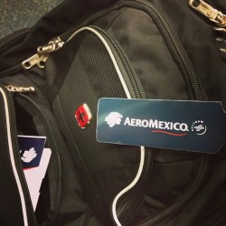 Vacation time !!!!  With @garcia_dg and parents  #mexico #family #aeromexico