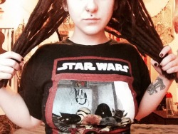 pixie-muk:  Star Wars and boobs. Always a perfect combination.