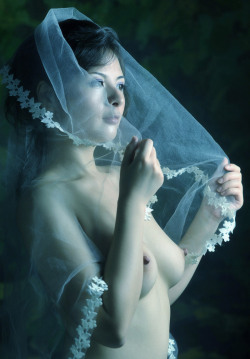 eroticwitch:  Photographer: Tounoki Takao.