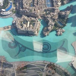 Dubai!  #Lookingdown #Liberty #Worldstallest #Worldstallestbuilding #Goodrimes #Travel