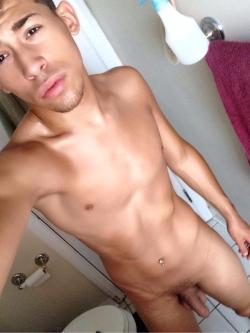 betomartinez:     »»&gt;  EXPOSED  ««&lt; This is 18 y/o Anthony Rios who the submitter says is a super nice guy and very popular.  Anthony is a friendly guy and always accepts new followers.  His friends just sent me more pics.  The submitter