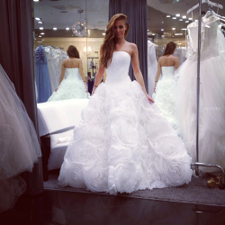 iwanttobeagirlsobadly:  tgurlswirl:  things i want my family to see: me in this dress…:)   Still pretty nervous about the idea of my family seeing my walk down the aisle in a wedding dress. Hiding it for so long from them really fucks with your mind