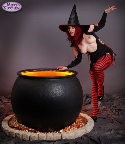 andrearosu:  This set can be found at www.mukiskitchen.com.  I played a bat shit crazy witch creating her diabolical concoction.   Upon tasting my brew, I noticed something missing. “Aha!” I thought. It’s missing a very specific spice, one that