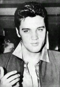 luceeprice14:  Elvis Presley 