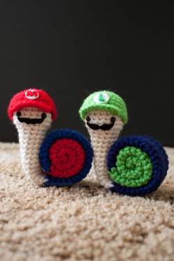 crochetallthethings:  Super Snail Bros pattern is available! On etsy: [link] On Ravelry: [link]