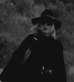 Picturesofpeoplesmoking:  Jessica Lange In American Horror Story: Coven