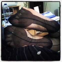 #Sexy #Frenchgirl #Feet #Feetfetish #Fetichiste #Pied #Hose #Bas #Tights #Stocking