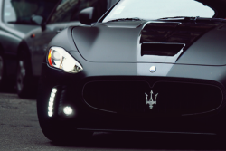 pictures-of-luxury:  Picture Galleries l Twitter l Facebook  My car