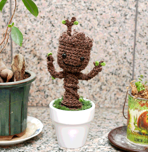 dbvictoria:  Free Crochet Pattern: Potted porn pictures