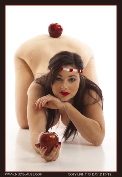 sets-abridged:  Eden - NudeMuse - ‘Red Apples’ 