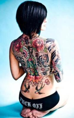 hotgirlswithsexytattoos:  http://picbay.info/hot-girls-with-tattoos/1717