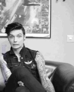andybiersacksseagulls:  emmybvb:  This face could be used in a number of different situations  Forgot to pull out