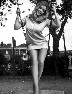  Margaret Nolan - 1960s 