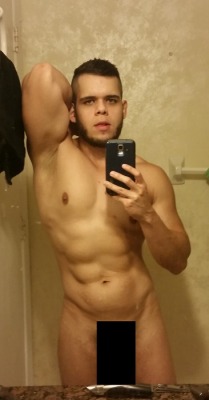 sodomymcscurvylegs:  I’m about 8lbs heavier. I bulked most of November and will bulk for December and half of January. My abs are a little blurrier, but everywhere is looking bigger and stronger. Especially my legs.