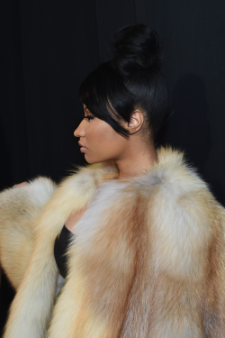 3wayplane:  daily—celebs:  2/19/15 - Nicki Minaj at the Marc Jacobs Fall 2015 Fashion Show in NYC. 