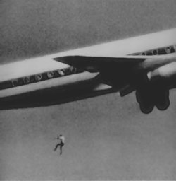 unexplained-events:  Keith Sapsford a 14 year old Australian boy hid in the wheel housing of a Japan Airlines Tokyo-bound jet in Sydney. John Gilspin, an amateur photographer, while testing his lense caught Keith’s 200 foot plunge to death.  