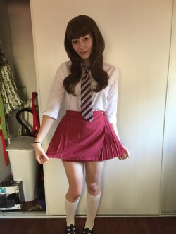 alexinspankingland:  @linnylace is the naughtiest girl in the school (BTS photos from just now!)